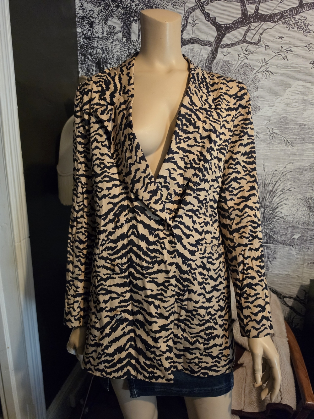 Good American Double Breasted Zebra Sand Blazer - Size 2 (Medium)